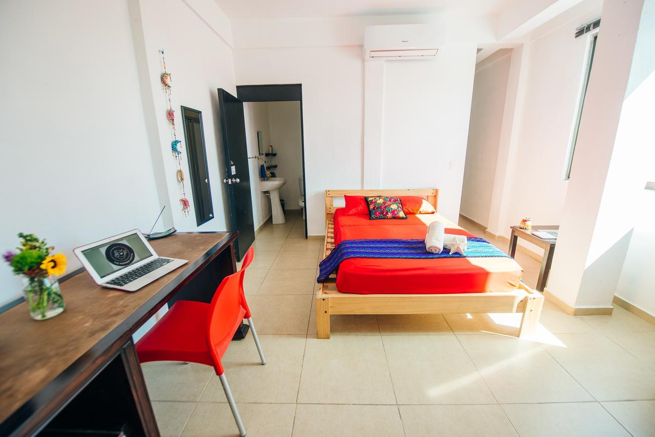The Mermaid Hostel Beach (Adults Only) Канкун Екстериор снимка